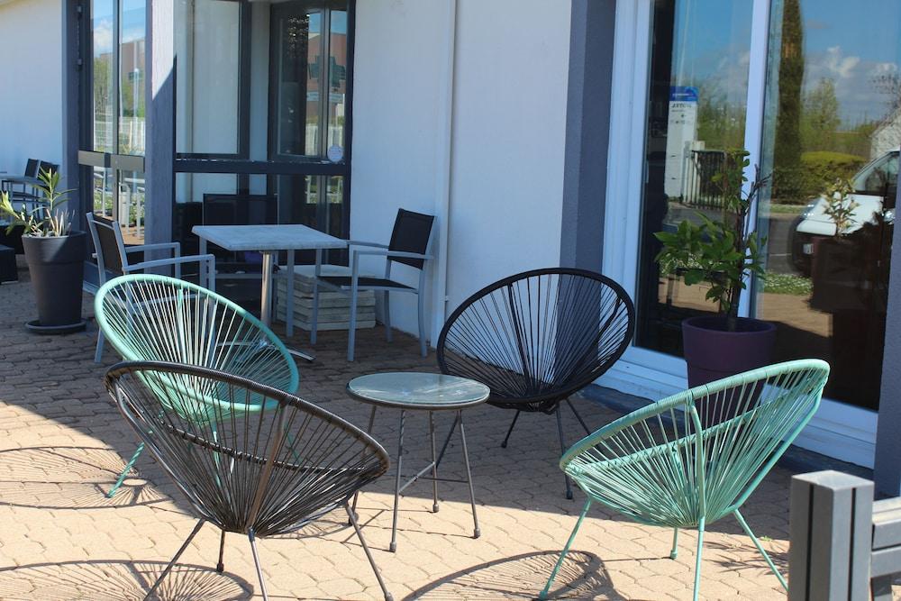 The Originals City, Hotel La Terrasse, Tours Nord Exterior photo