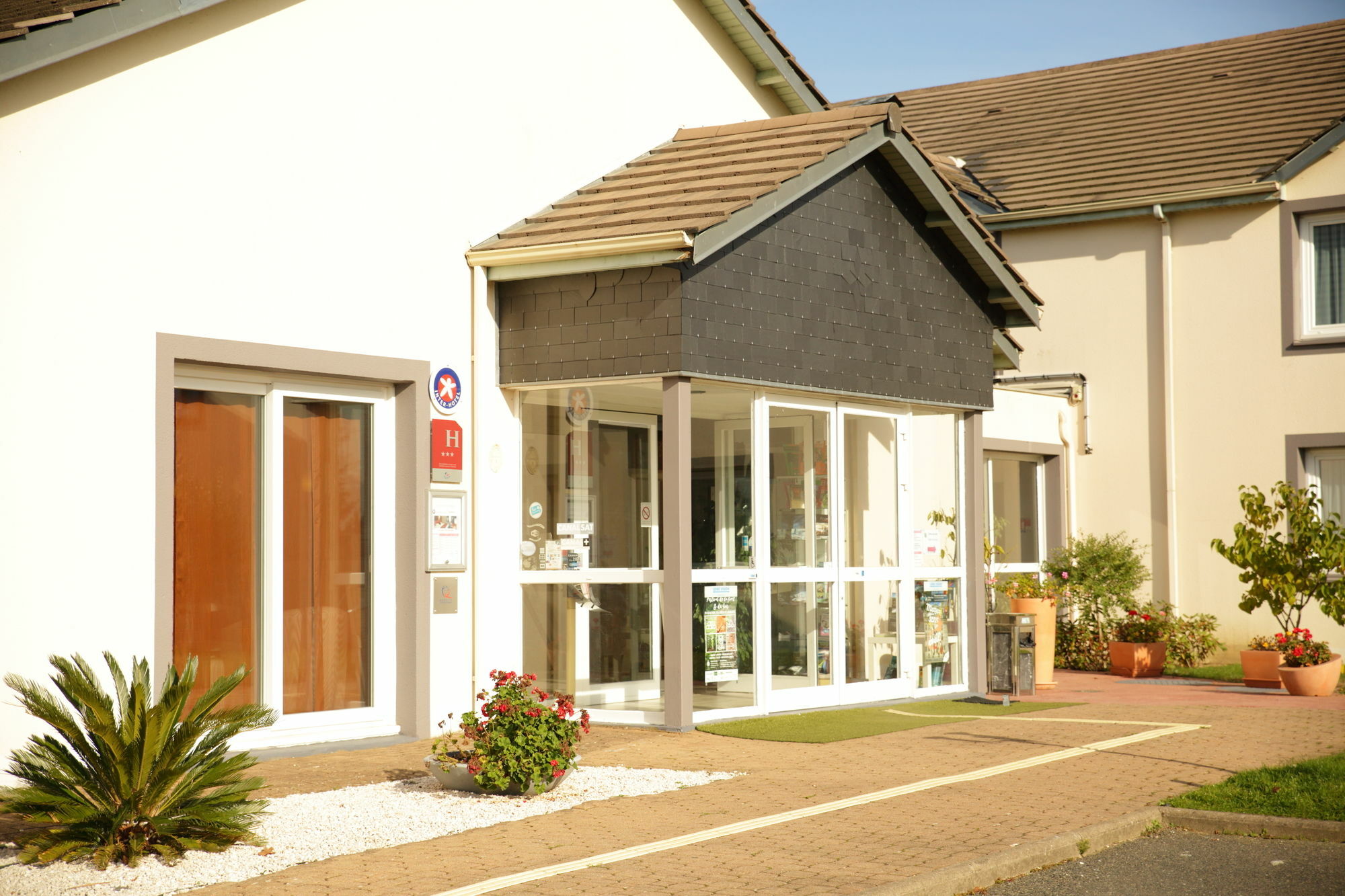 The Originals City, Hotel La Terrasse, Tours Nord Exterior photo